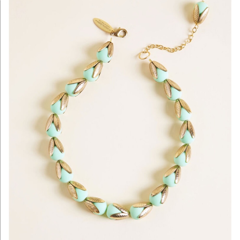 NWT LENORA DAME ANTHROPOLOGIE NECKLACE MINT GREEN